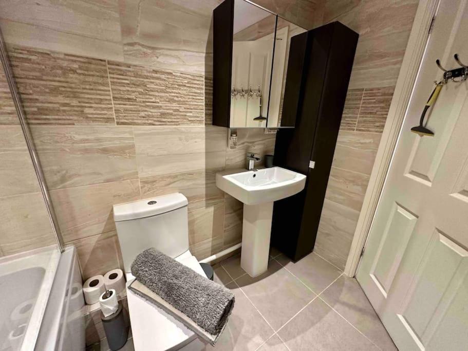 Waterside Mufc & Trafford Centre Townhouse 4 Bedroom Free Parking Manchester Zewnętrze zdjęcie
